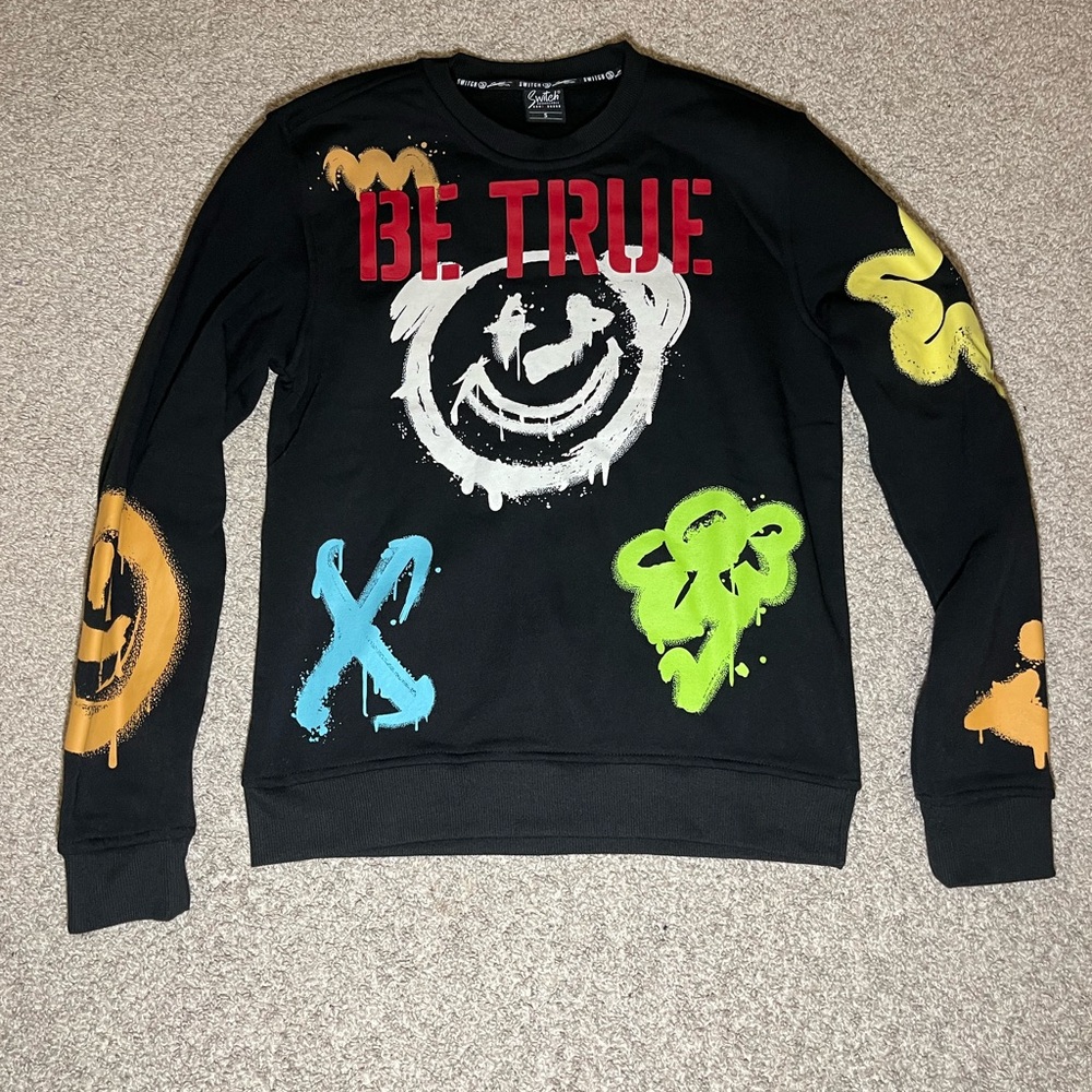 Sweatshirt